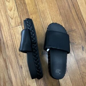 A new day puffy slides